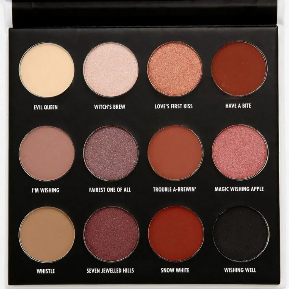 Disney Snow White and the Seven Dwarfs Just One Bite Eyeshadow Palette